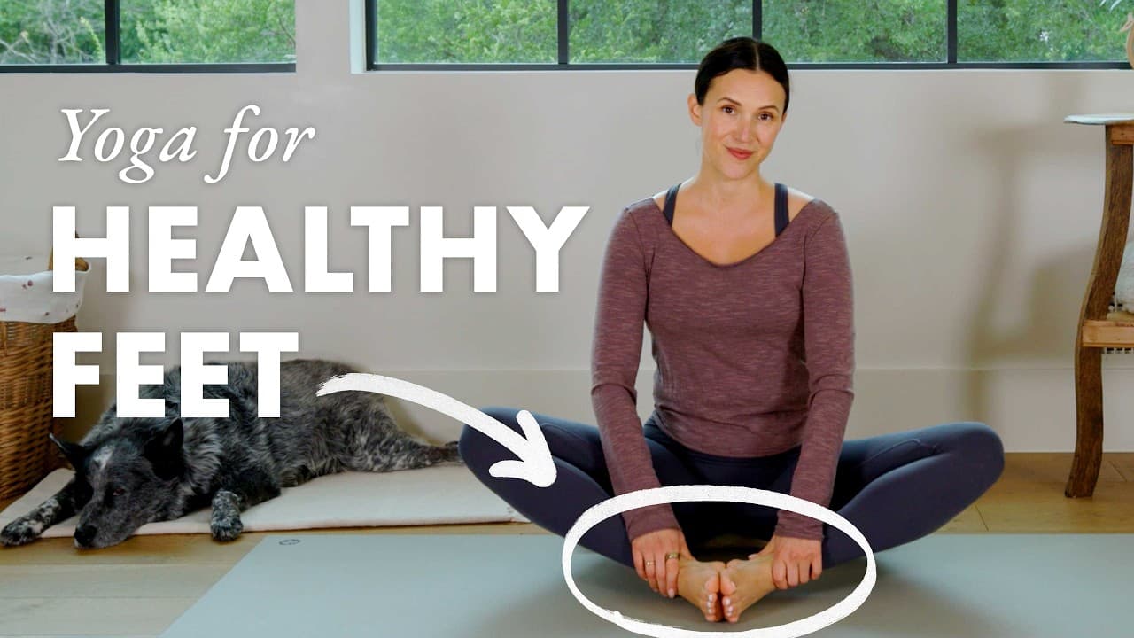 7 minuti di yoga per piedi sani: rinforza, allunga e rigenera