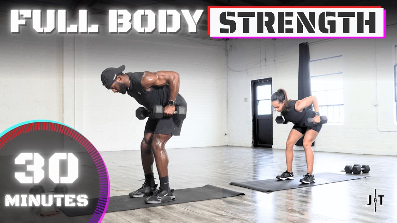 30 minuti di forza total body con manubri