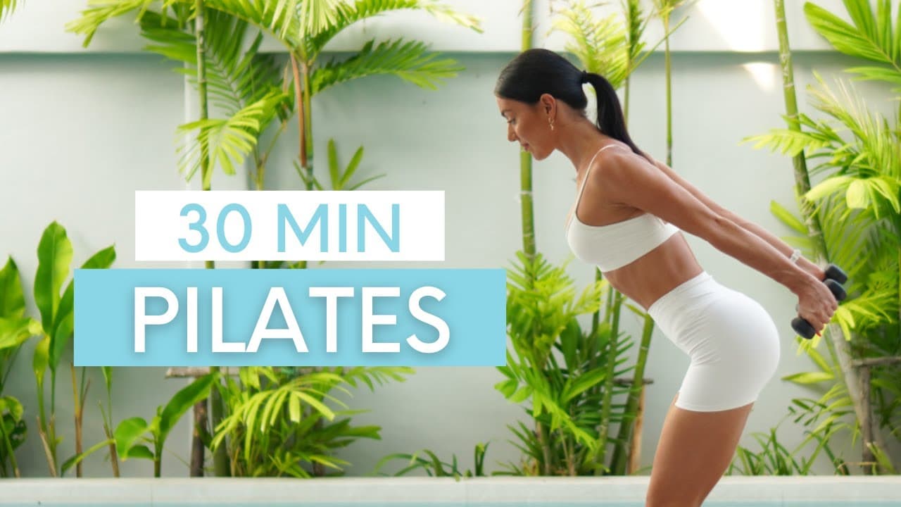 30 minuti di Power Pilates con pesi per tutto il corpo (intermedio)