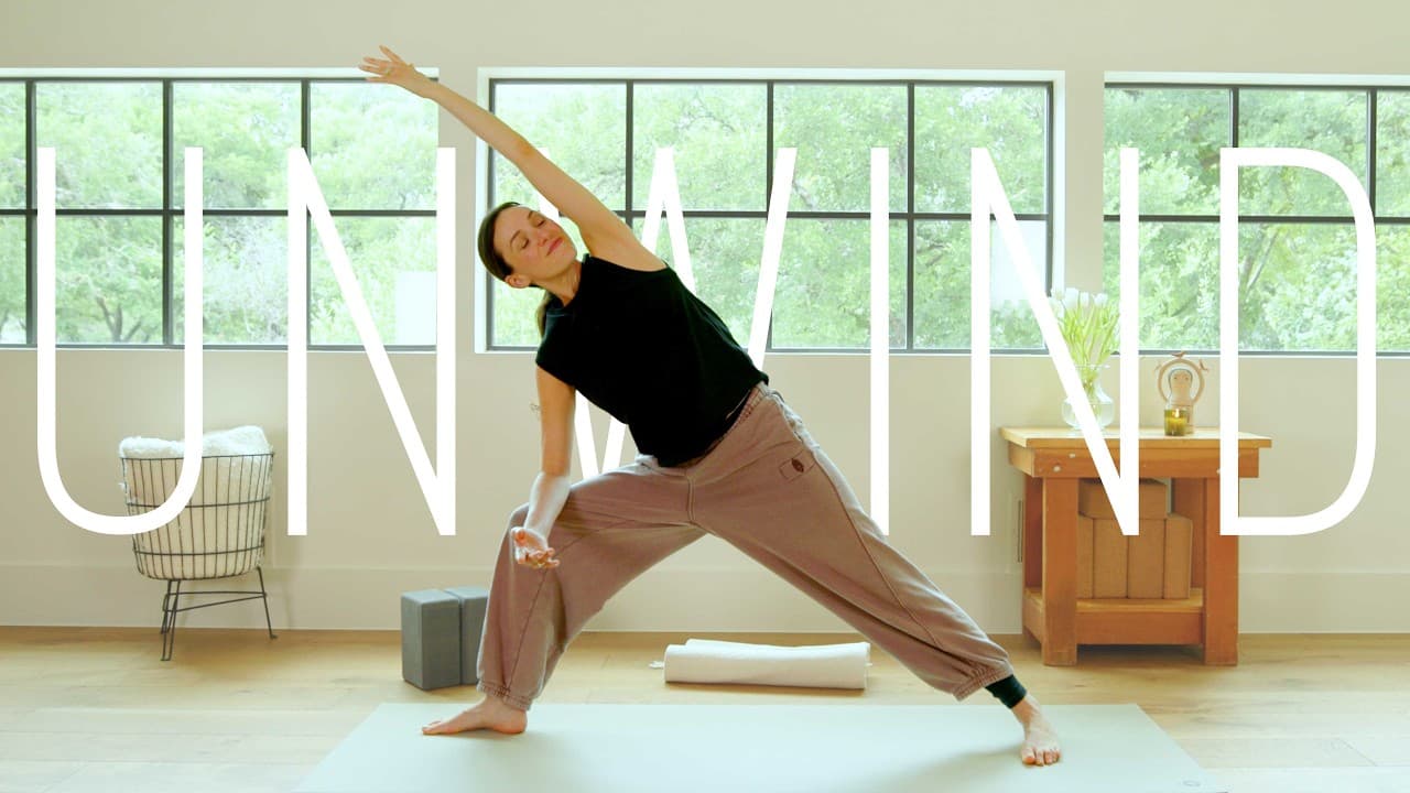 Anytime Unwind: pratica di yoga completa per sciogliere la tensione